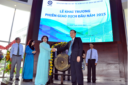 HOSE khai trương phiên giao dịch đầu năm 2015